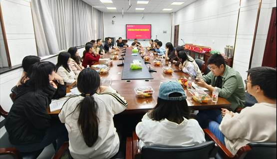 2125171bc34c986236096efa1d2384a